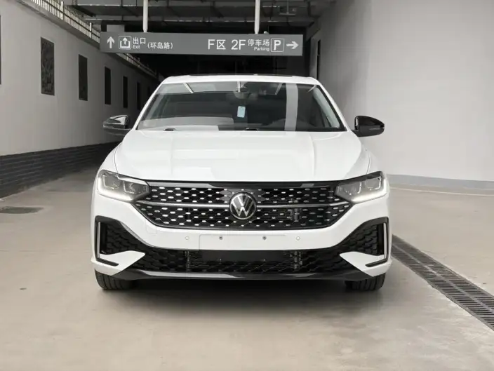 Volkswagen Lavida 2024 Model 300TSI DSG Starry Sky Manyi Edition – фото 2