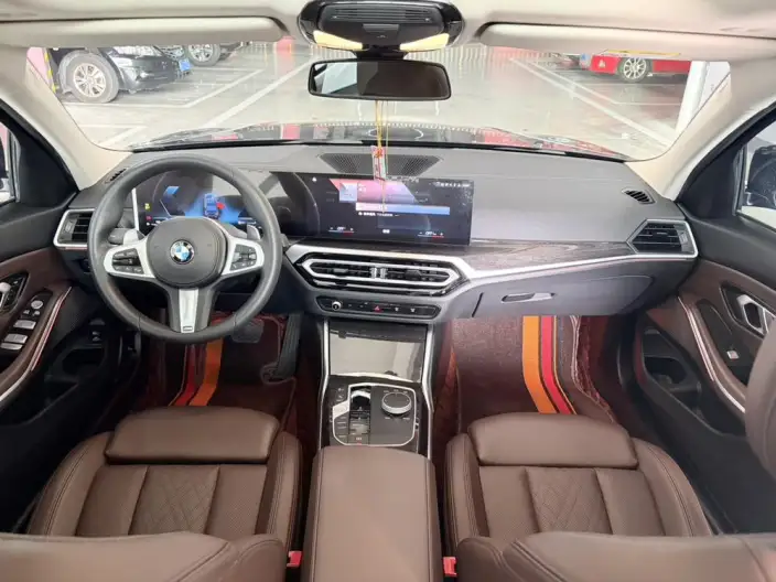 BMW 3 Series 2023 Model 325Li M Sports Set – фото 8