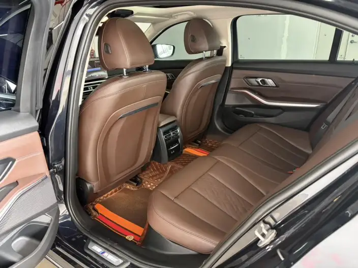 BMW 3 Series 2023 Model 325Li M Sports Set – фото 10