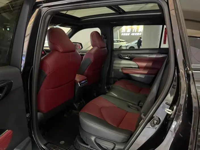 Crown Kluger 2023 Model Intelligent Hybrid 2.5L E-CVT 4WD Ultimate Edition – фото 9