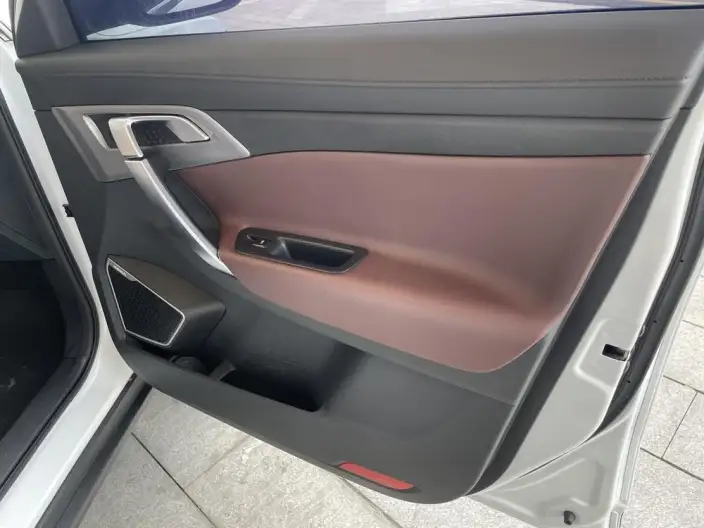 Geely Boyue 2022 Model 1.8TD DCT Smart Elegance Model – фото 8