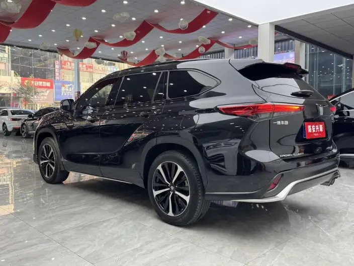 Crown Kluger 2023 Model Intelligent Hybrid 2.5L E-CVT 4WD Premium Edition – фото 4