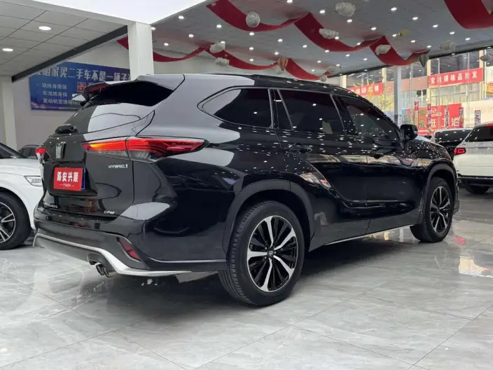 Crown Kluger 2023 Model Intelligent Hybrid 2.5L E-CVT 4WD Premium Edition – фото 6