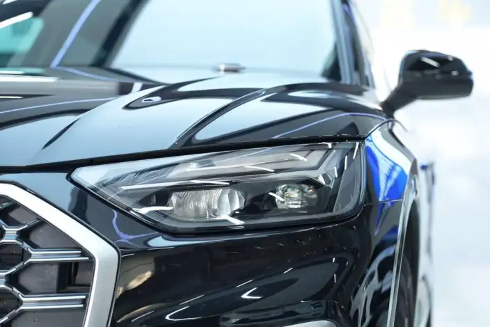 Audi Q5L 2025 Model quattro 45th Anniversary Collector Edition Edition 40TFSI Fashion Dynamic Model – фото 8