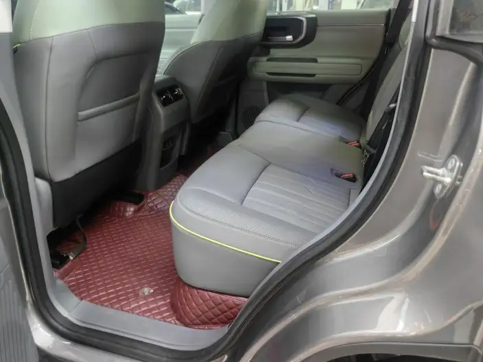 BAIC BJ40 2024 Model City Hunter Edition 2.0T Automatic 4WD Warrior Model – фото 8