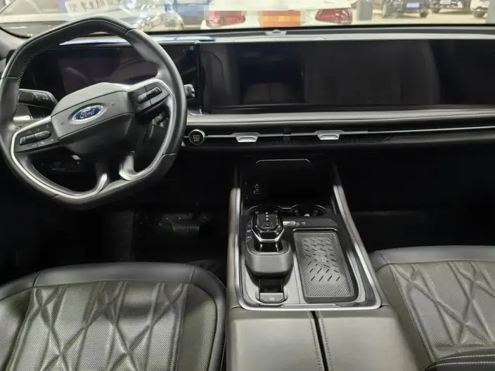 Ford Edge 2025 Model Ford Edge L 2.0T EcoBoost E Hybrid 4WD VII seat Supreme Model – фото 10