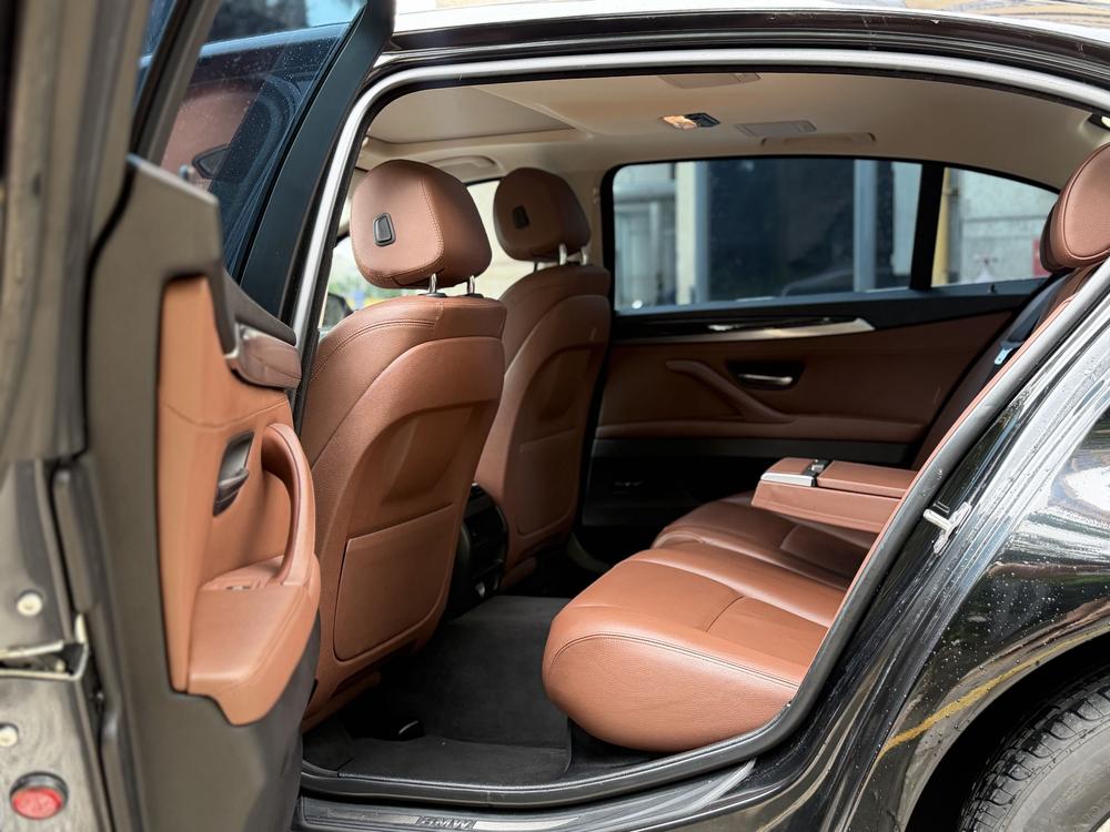 BMW 5 Series 2014 525Li Leading – фото 9