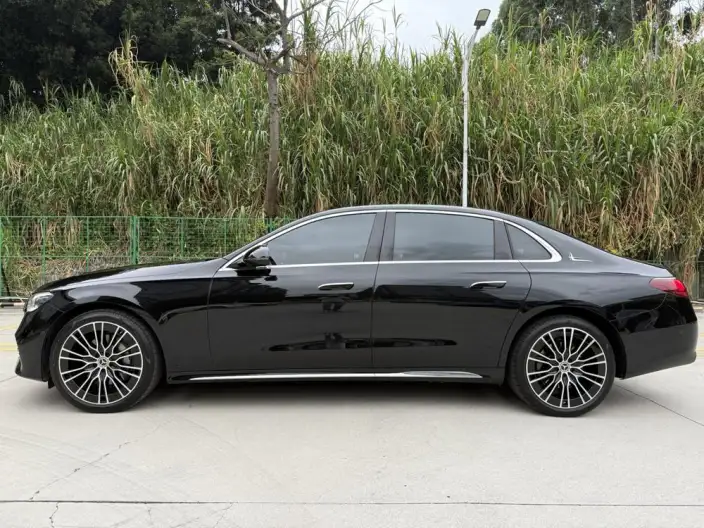 Mercedes-Benz E-Class 2025 Model Facelift E 300 L Noble Model sedan – фото 3