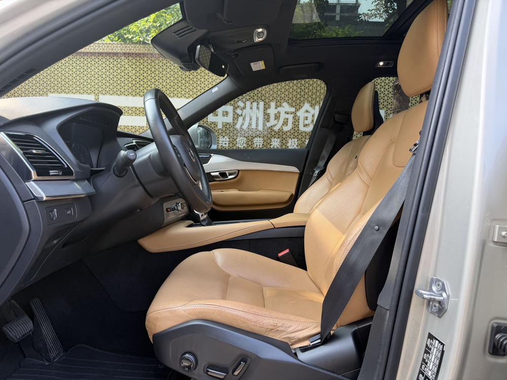 Volvo XC90 2018 T6 Smart 7-Seat – фото 10