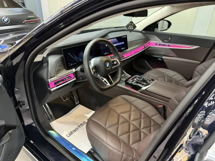 BMW 7 Series 2023 Model 735Li M Sports Set – фото 6