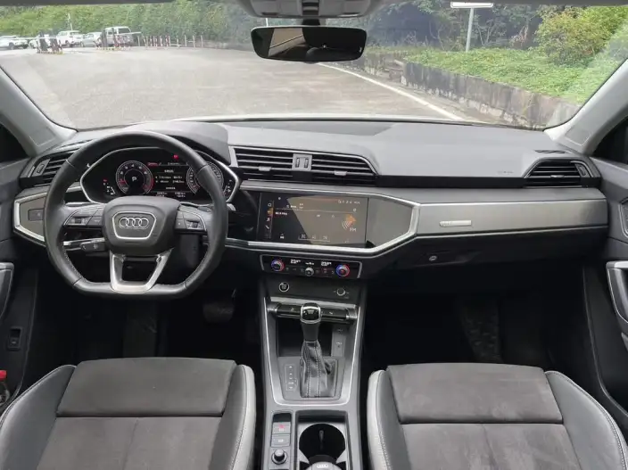 AUDI Q3 2023 Model Facelift 40 TFSI Fashion Dynamic Model – фото 8