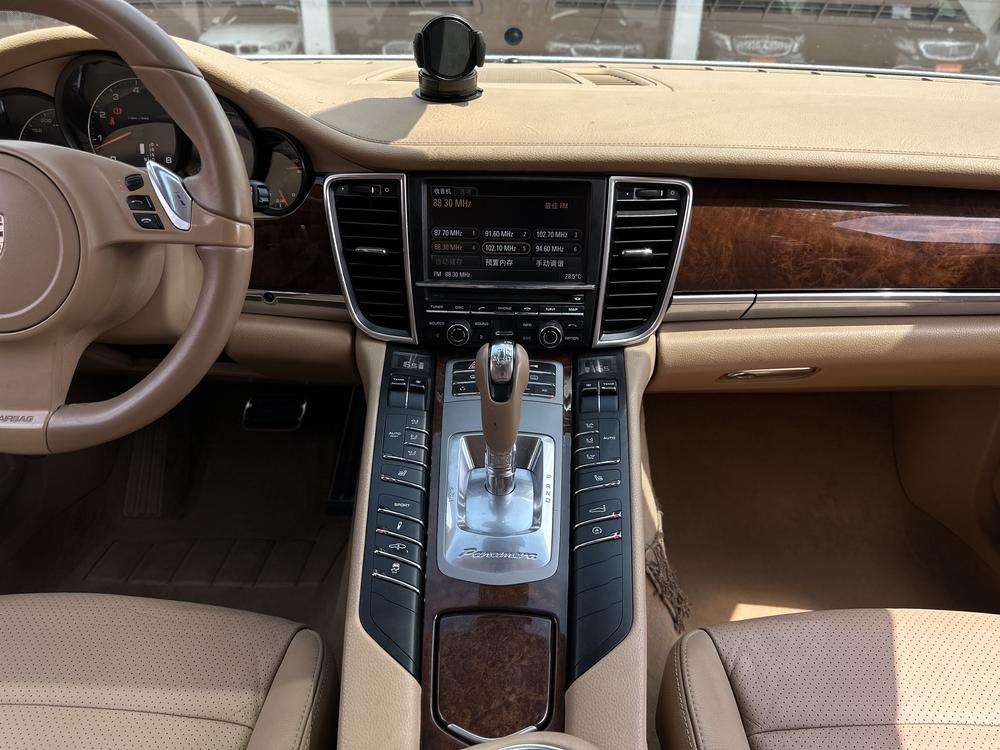 Porsche Panamera 2010 Panamera 4 3.6L – фото 9