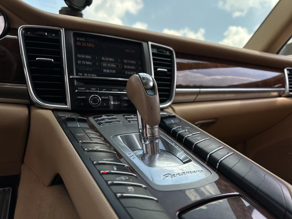 Porsche Panamera 2010 Panamera 4 3.6L – фото 18