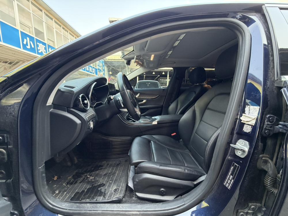 Mercedes-Benz C-Class Модель 2020 года C 200 L Fashion Sports Edition – фото 8