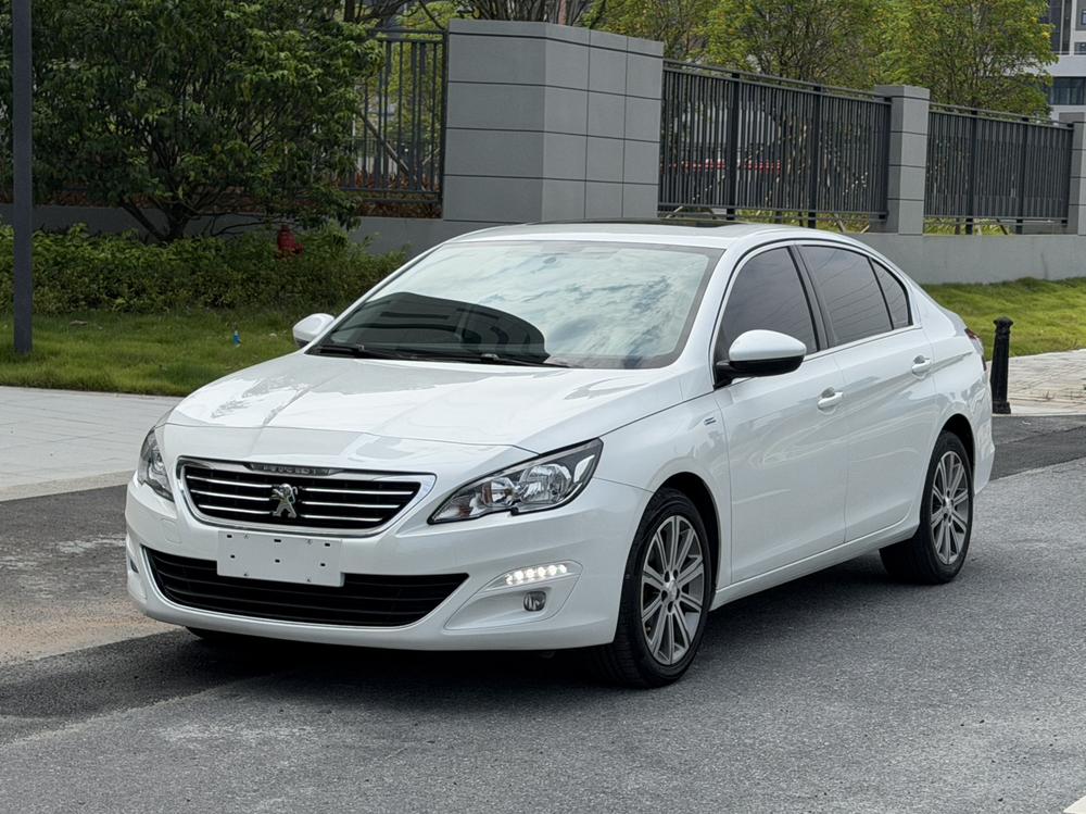 PEUGEOT 408 Модель 2018 года комплектация 350THP автоматическое Deluxe Edition – фото 1