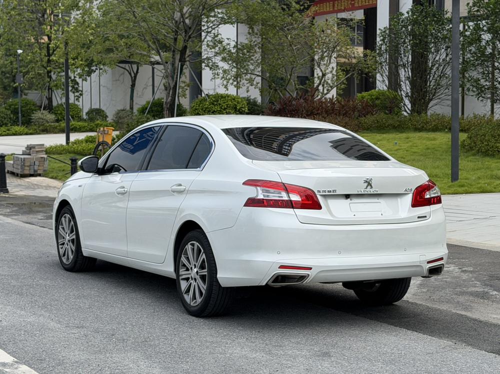 PEUGEOT 408 Модель 2018 года комплектация 350THP автоматическое Deluxe Edition – фото 5