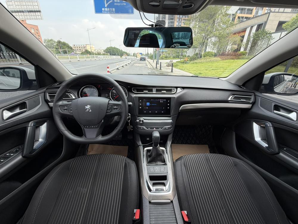 PEUGEOT 408 Модель 2018 года комплектация 350THP автоматическое Deluxe Edition – фото 21