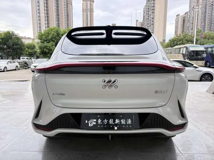 IM LS7 2023 Model Elite Rear Drive Edition – фото 5