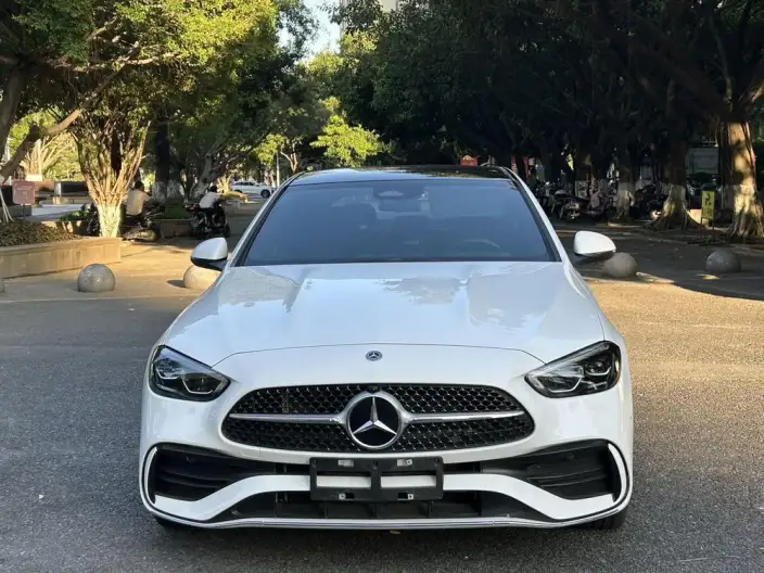 Mercedes-Benz C-Class 2024 Model C 260 L Sports Edition – фото 2