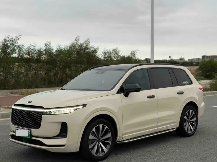 Li Auto ONE 2021 Model Extended Range 6 seat Edition – фото 1