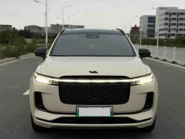 Li Auto ONE 2021 Model Extended Range 6 seat Edition – фото 2