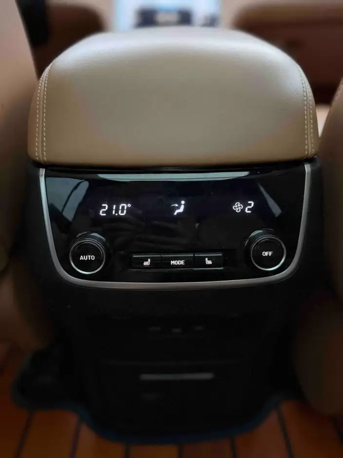Li Auto ONE 2021 Model Extended Range 6 seat Edition – фото 8