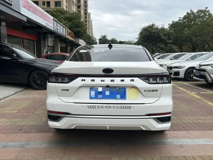 Ford Mondeo 2023 Model EcoBoost 245 Luxury Model – фото 5