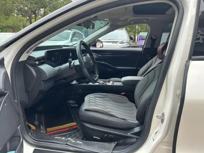 Ford Mondeo 2023 Model EcoBoost 245 Luxury Model – фото 8