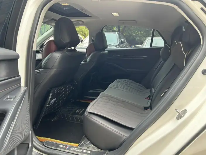 Ford Mondeo 2023 Model EcoBoost 245 Luxury Model – фото 9