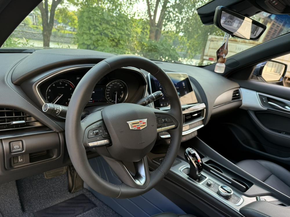 Cadillac CT5 2022 28T Luxury – фото 13