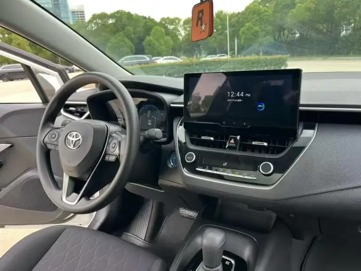 Toyota Corolla 2023 Model Intelligent Hybrid 1.8L E-CVT Elite Edition – фото 8