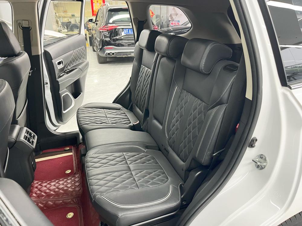 Mitsubishi Outlander 2021 2.0L 2WD Premium 5-Seater – фото 22