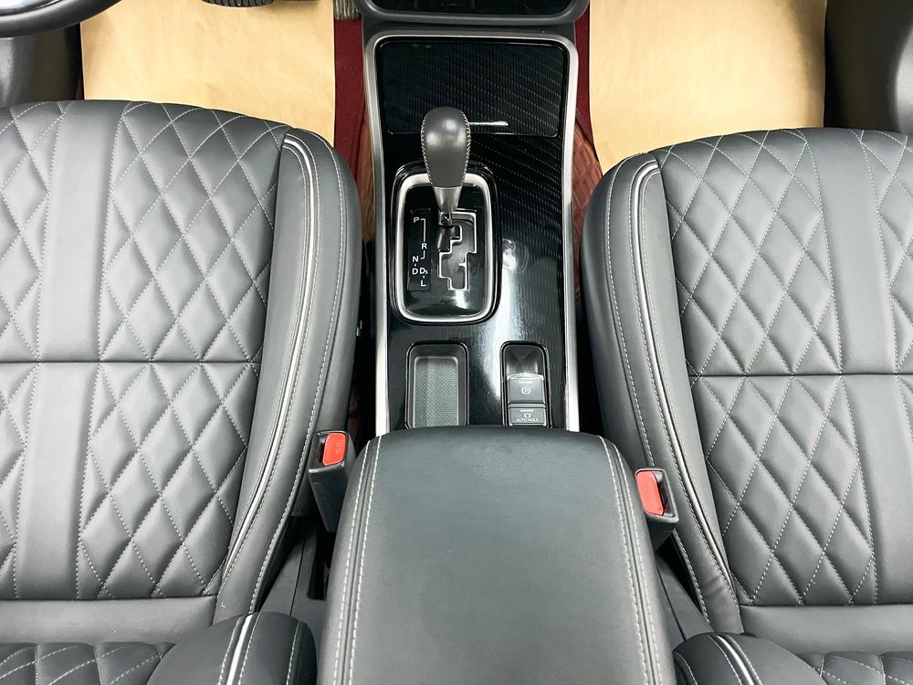 Mitsubishi Outlander 2021 2.0L 2WD Premium 5-Seater – фото 23