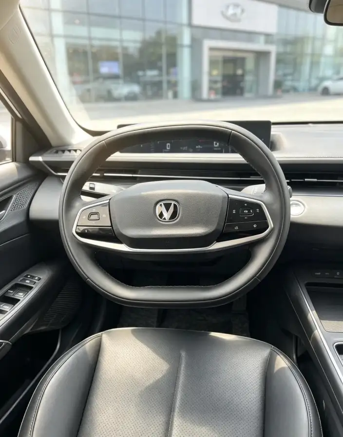 Changan Yida 2023 Model 1.5T GDI Automatic Noble Model – фото 8