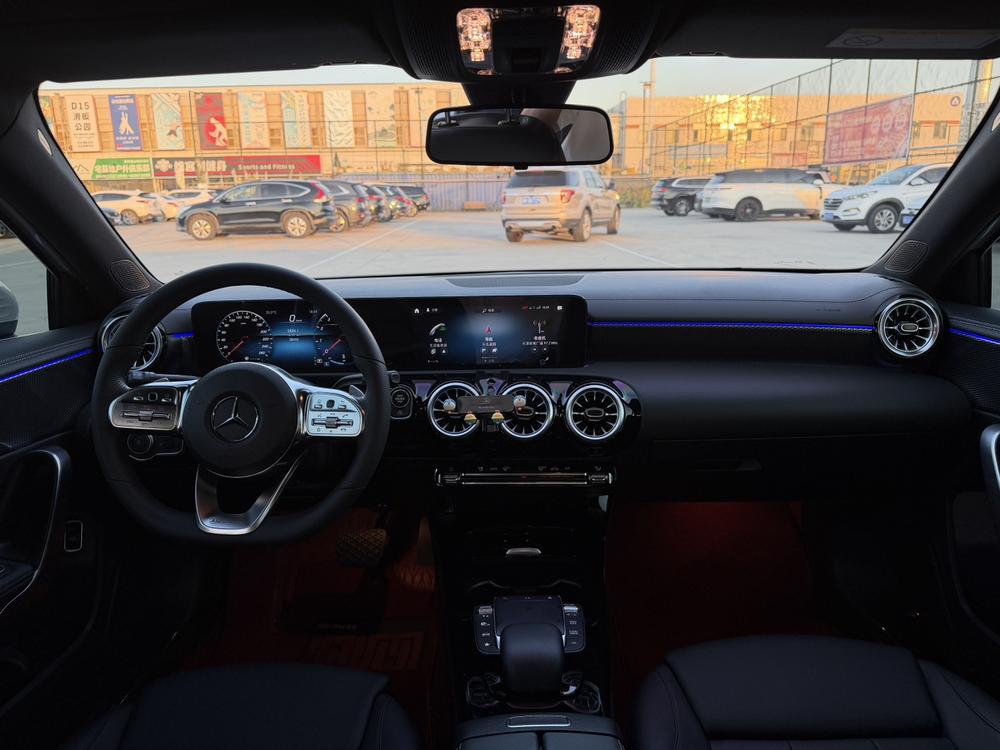 Mercedes-Benz A-class Модель 2022 года комплектация A 200 L Sports sedan Fashion Edition – фото 9