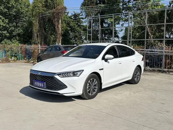 BYD Qin PLUS DM 2024 Model Honor Edition DM-i 55KM Leading Model – фото 1