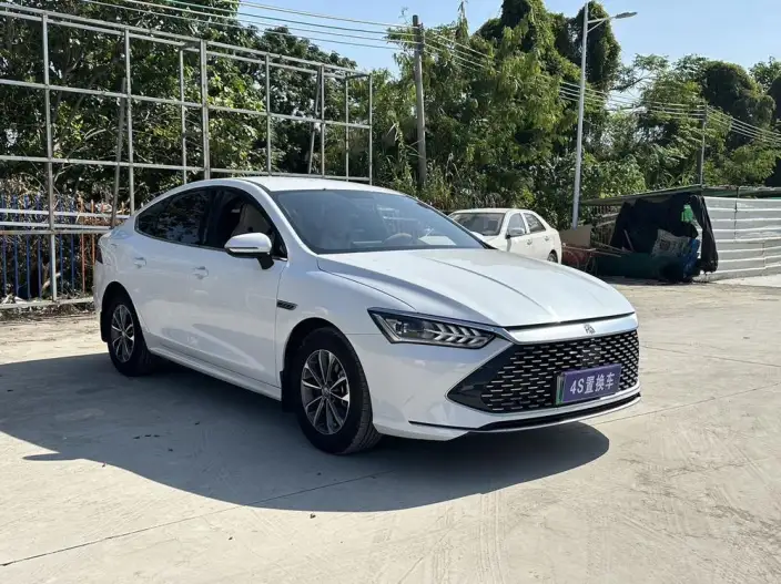 BYD Qin PLUS DM 2024 Model Honor Edition DM-i 55KM Leading Model – фото 3