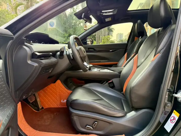 Changan UNI-V 2023 Model 1.5T Sports Edition – фото 8