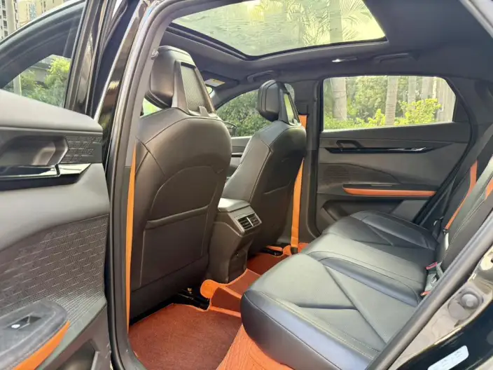 Changan UNI-V 2023 Model 1.5T Sports Edition – фото 9