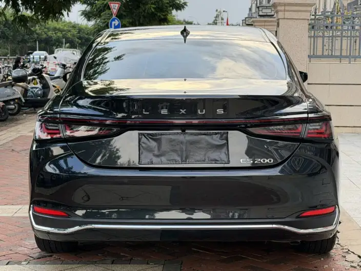 Lexus ES 2025 Model 200 Premium – фото 5