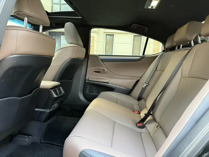 Lexus ES 2025 Model 200 Premium – фото 9