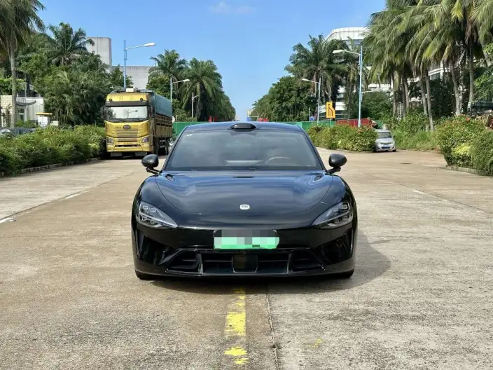 Xiaomi SU7 2026 Model 4WD Max Edition – фото 2