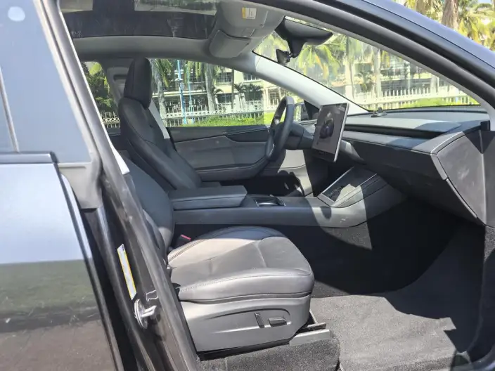 Model Y 2025 Model Rear-wheel drive version – фото 8
