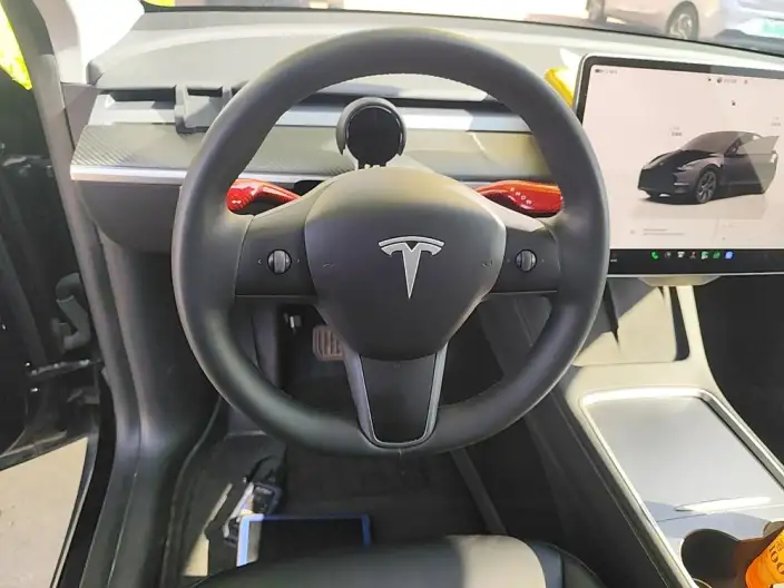 Model Y 2023 Model Rear-wheel drive version – фото 7