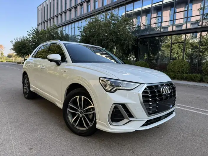 AUDI Q3 2022 Model 35 TFSI Enterprising Dynamic Model – фото 3