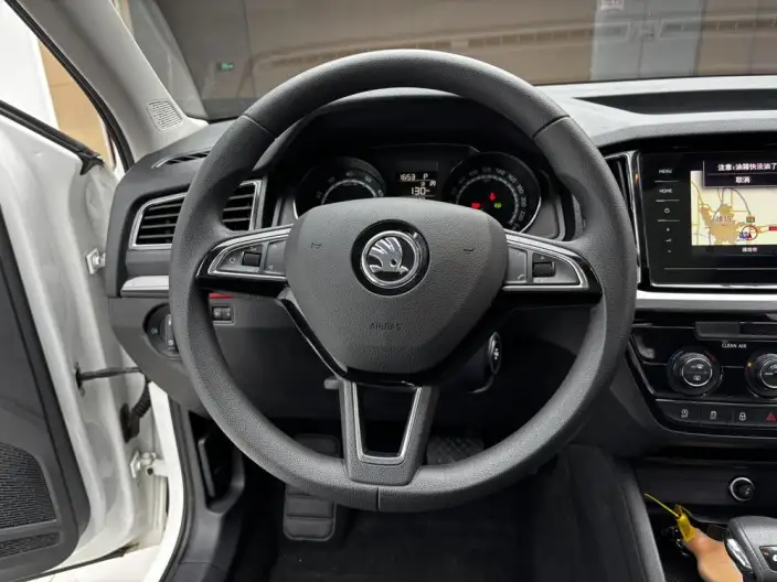 Skoda Kamiq GT 2022 Model 1.5L Automatic Premium – фото 9