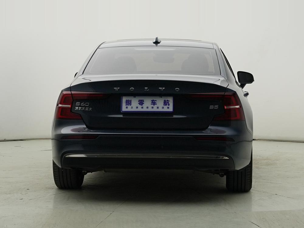 Volvo S60 2026 модификация B4 Smart Yi Deluxe Edition – фото 6