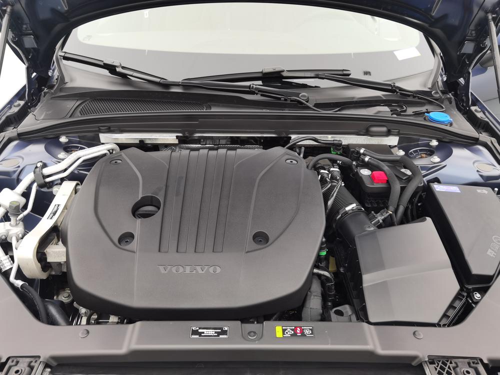 Volvo S60 2026 модификация B4 Smart Yi Deluxe Edition – фото 10