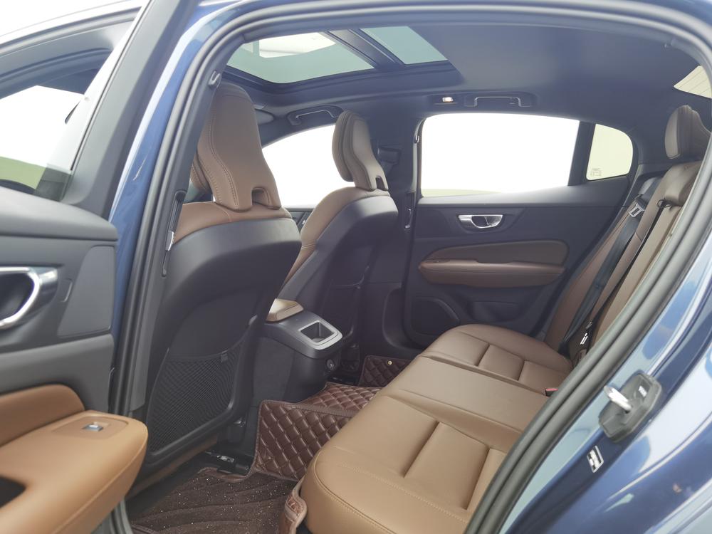Volvo S60 2026 модификация B4 Smart Yi Deluxe Edition – фото 21