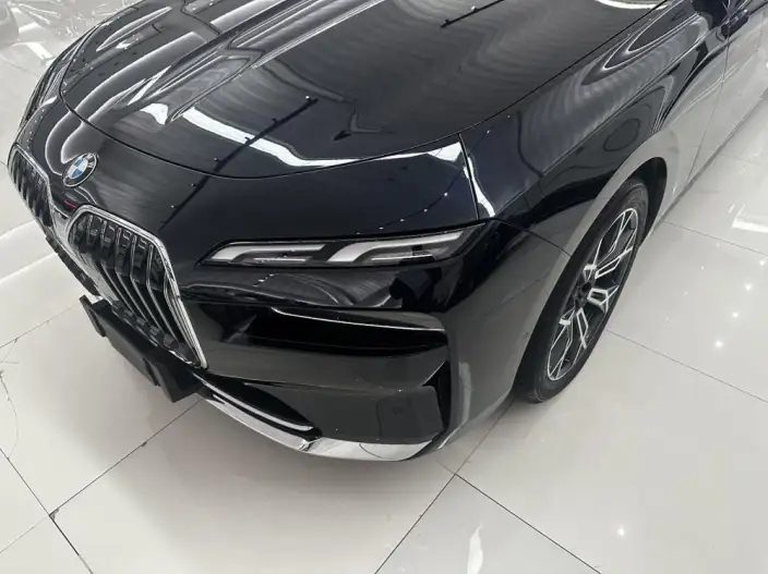 BMW 7 Series 2023 Model 735Li Luxury Set – фото 9